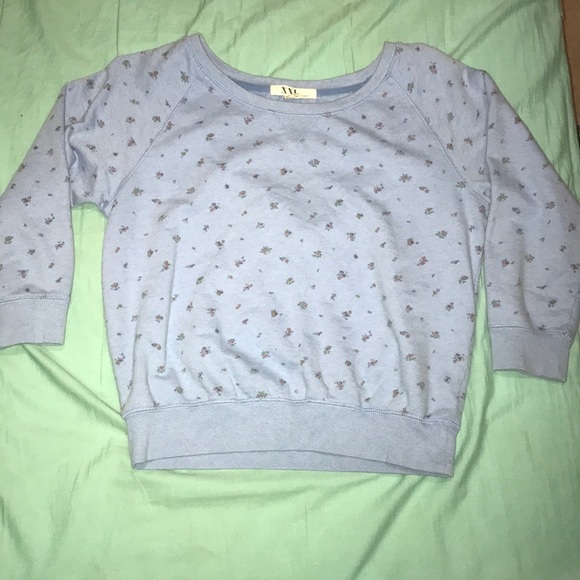 A “sweat shirt” too - Picture 1 of 2